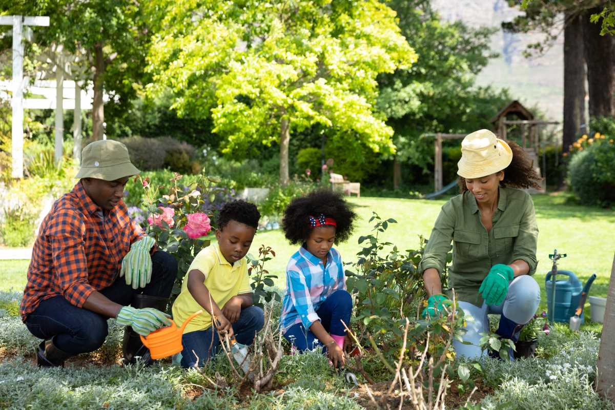 Easy and Fun Backyard Activities to Keep Kids Entertained